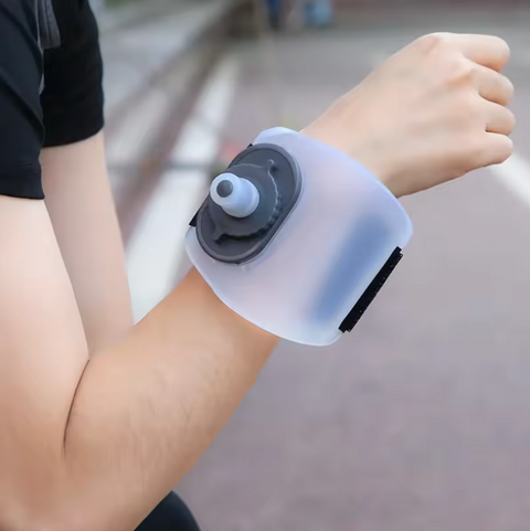 Sportovní přenosná lahev na vodu - 220 ml