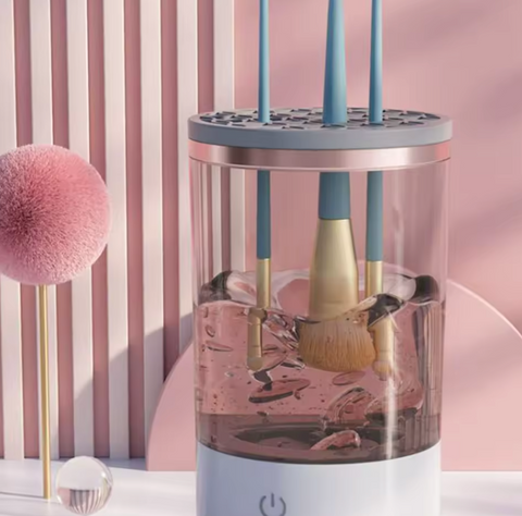 Automatický elektrický čistič štětců na make-up