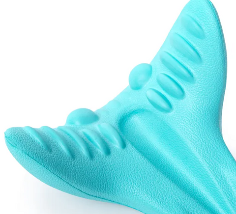 Terapeutická krční podložka – korekční shiatsu polštář s masáží a trakční podporou