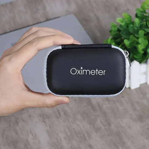 Kompaktní a odolné pouzdro pro uložení pulzního oxymetru