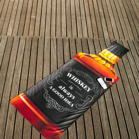 Osuška Láhev – Whiskey is always a good idea