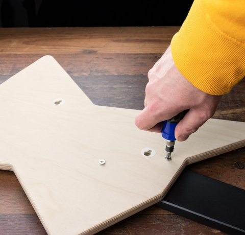 Sběrač na pivní uzávěry – Kytara pro sběratele