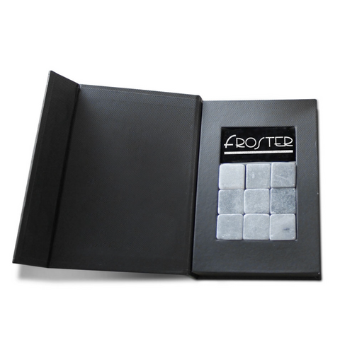 Chladiace kamenné kocky do nápojov