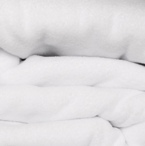 Měkká a teplá deka s rukávy