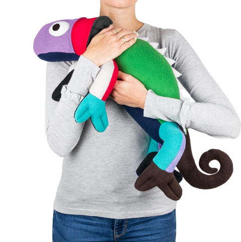 Hřejivý chameleon – měkký společník pro teplo i klid