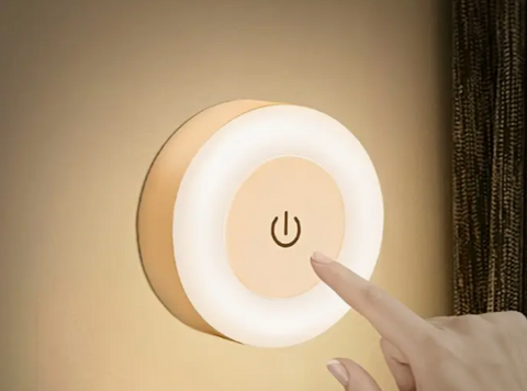 Nastavitelné LED noční světlo s dotykovým ovládáním